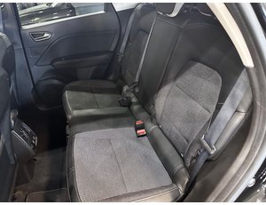 
										RENAULT CAPTUR INTENS TCE 74KW (100CV) full									