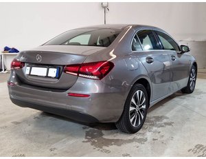 
										MERCEDES BENZ CLASE A MERCEDES SEDAN A 250 E full									