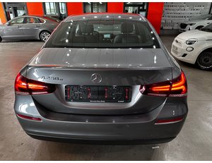 
										MERCEDES BENZ CLASE A MERCEDES SEDAN A 250 E full									