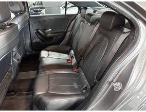 
										MERCEDES BENZ CLASE A MERCEDES SEDAN A 250 E full									