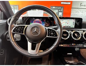
										MERCEDES BENZ CLASE A MERCEDES SEDAN A 250 E full									