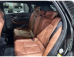 
										AUDI E-TRON 50 QUATTRO full									