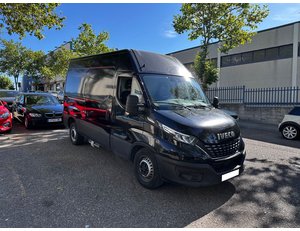 
										IVECO DAILY 2.3D 160CV ZF8 L2H2 full									