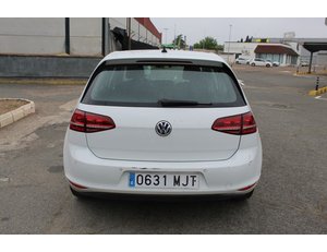 
										VOLKSWAGEN GOLF E-EPOWER 115CV full									
