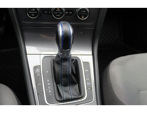 
										VOLKSWAGEN GOLF E-EPOWER 115CV full									