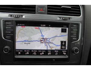 
										VOLKSWAGEN GOLF E-EPOWER 115CV full									