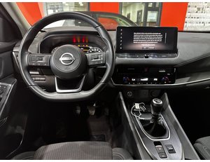 
										NISSAN QASHQAI DIG-T 103KW (140CV) MHEV 4X2 TEKNA full									