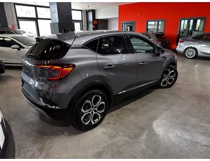 
										RENAULT CAPTUR TECHNO E-TECH PHEV 117KW full									