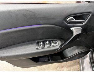 
										RENAULT CAPTUR TECHNO E-TECH PHEV 117KW full									