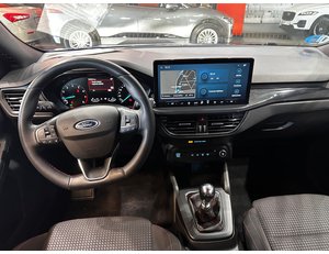
										FORD FOCUS 1.0 ECOBOOST MHEV 92KW ST-LINE full									