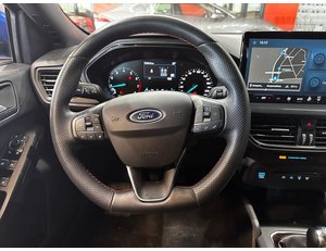 
										FORD FOCUS 1.0 ECOBOOST MHEV 92KW ST-LINE full									