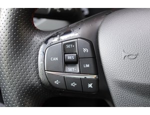 
										FORD FOCUS 1.0 ECOBOOST MHEV 92KW ST-LINE full									