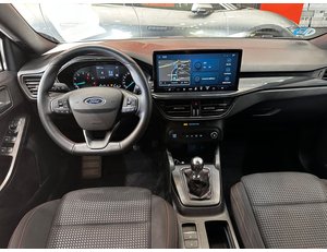 
										FORD FOCUS 1.0 ECOBOOST MHEV 92KW ST-LINE full									