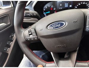 
										FORD FOCUS 1.0 ECOBOOST MHEV 92KW ST-LINE full									