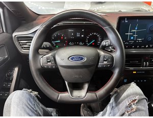 
										FORD FOCUS 1.0 ECOBOOST MHEV 92KW ST-LINE full									