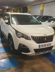 
										PEUGEOT 3008 1.5 BLUEHDI 96KW (130CV) S&S ALLURE full									