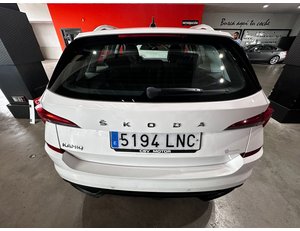 
										SKODA KAMIQ 1.0 TSI 81KW (110CV) DSG AMBITION full									