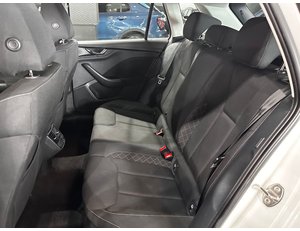 
										SKODA KAMIQ 1.0 TSI 81KW (110CV) DSG AMBITION full									