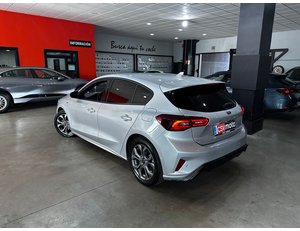 
										FORD FOCUS 1.0 ECOBOOST MHEV 92KW ST-LINE full									