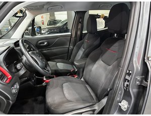 
										JEEP RENEGADE TRAILHAWK 1.3 PHEV 177KW (240CV) AT AWD full									
