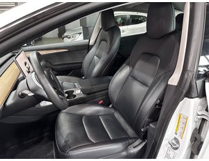 
										TESLA MODEL 3 RWD full									