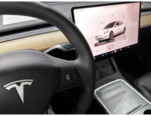
										TESLA MODEL 3 RWD full									