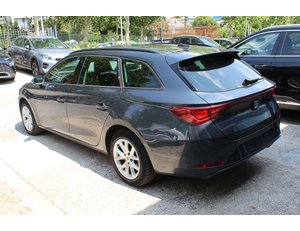 
										SEAT LEON 1.0 ETSI 81KW DSG-7 S&S STYLE full									