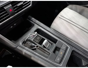 
										SEAT LEON 1.0 ETSI 81KW DSG-7 S&S STYLE full									
