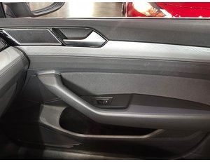
										VOLKSWAGEN PASSAT VARIANT GTE 1.4 TSI E-POWER 115KW + 85KW full									