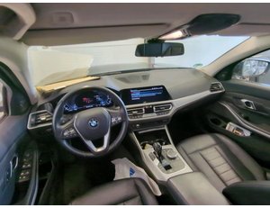 
										BMW SERIE 3 330E full									