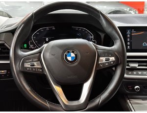 
										BMW SERIE 3 330E full									