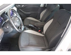 
										SKODA SCALA 1.0 TSI 81KW (110CV) DSG STYLE full									