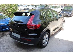 
										VOLVO XC40 1.5 T2 CORE PRO full									