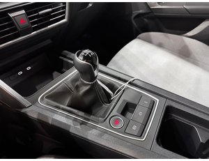 
										SEAT LEON 1.0 TSI 81KW S&S STYLE XL full									