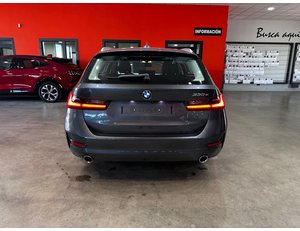 
										BMW SERIE 3 330E full									