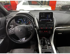 
										MITSUBISHI ECLIPSE CROSS 2.4 PHEV KAITEKI AUTO 4WD full									