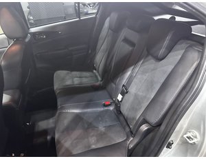 
										MITSUBISHI ECLIPSE CROSS 2.4 PHEV KAITEKI AUTO 4WD full									