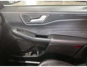 
										FORD KUGA ST-LINE X 2.5 DURATEC PHEV 165KW AUTO full									