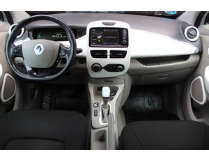 
										RENAULT ZOE INTENS full									