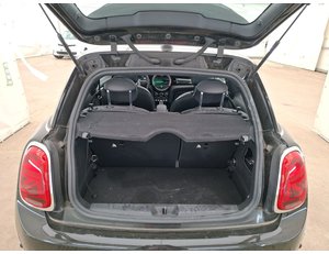 
										MINI MINI COOPER SE full									