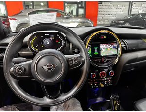 
										MINI MINI COOPER SE full									