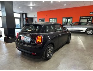 
										MINI MINI COOPER SE full									