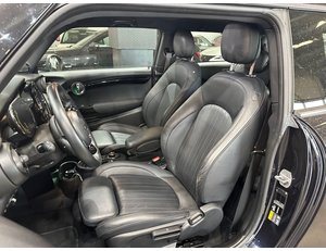
										MINI MINI COOPER SE full									