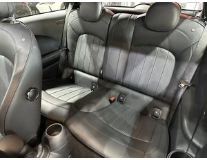 
										MINI MINI COOPER SE full									