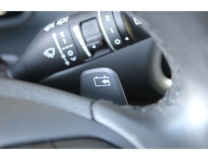 
										HYUNDAI KONA 100KW EV MAXX full									