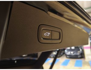 
										VOLVO V60 2.0 D4 R-DESIGN full									