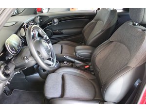
										MINI MINI COOPER CABRIO full									