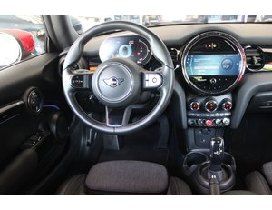 
										MINI MINI COOPER CABRIO full									