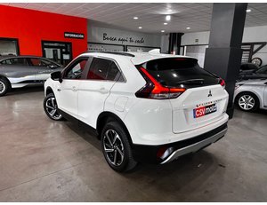 
										MITSUBISHI ECLIPSE CROSS 2.4 PHEV KAITEKI AUTO 4WD full									