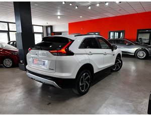 
										MITSUBISHI ECLIPSE CROSS 2.4 PHEV KAITEKI AUTO 4WD full									